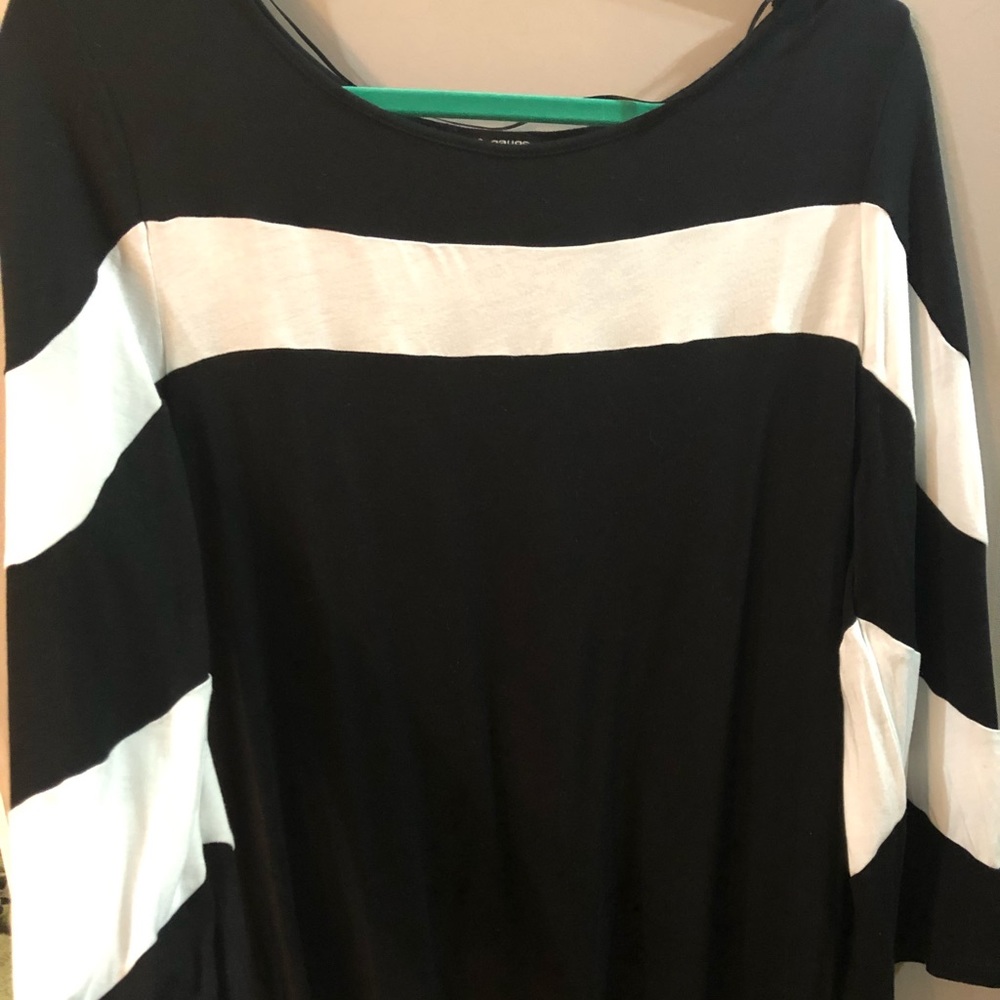 Black & White Top